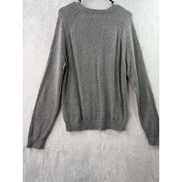 Classic Banana Republic Gray Cotton-Blend Crew Neck Sweater – Size M - Picture 2 of 6